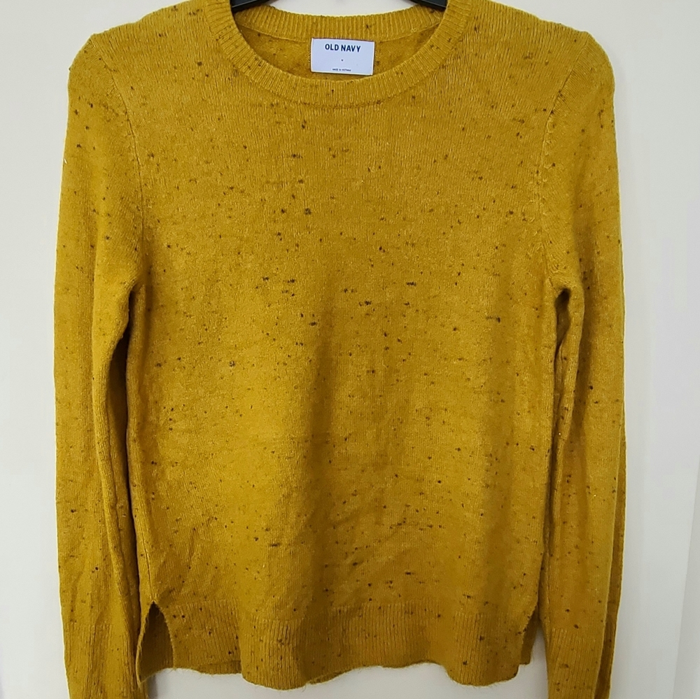 Old Navy Crew Neck Sweater